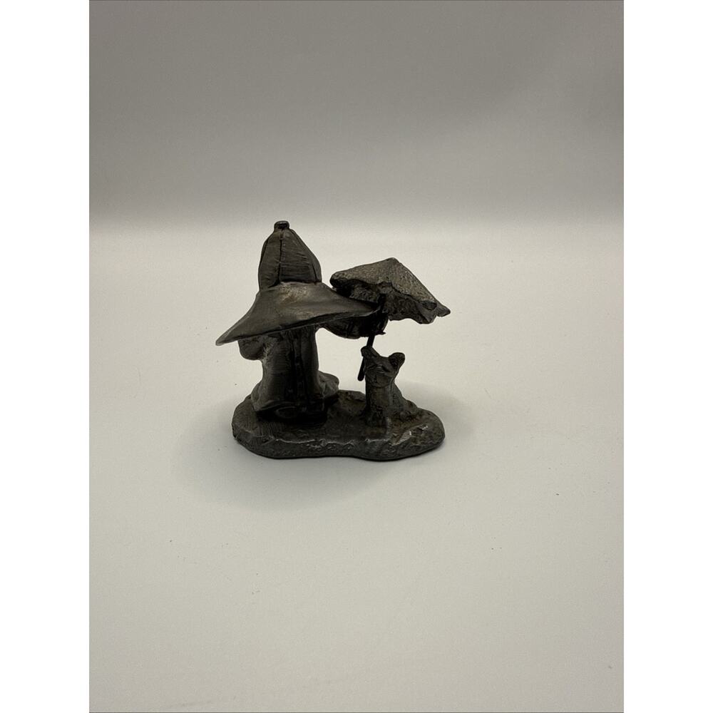 MICHAEL RICKER PEWTER FIGURINE "RAINY DAY" UMBRELLA CAT